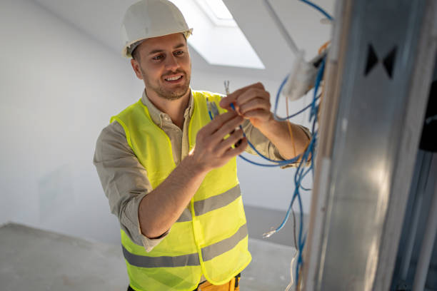 Best Local Electrician Companies  in Highgrove, CA